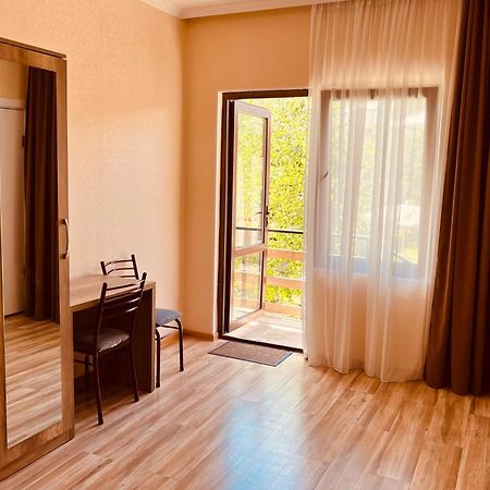 Soso Burduli'S Guesthouse كازباجي المظهر الخارجي الصورة